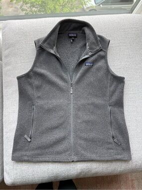 Patagonia Women's Dark Gray Full-Zip Fleece Vest